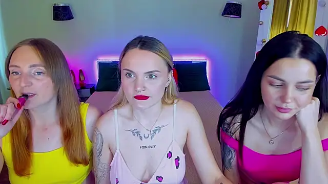 MagicEyess online show from 06.18.26