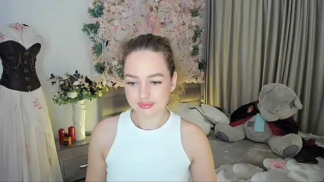 MiracleCurly online show from 11.07.25