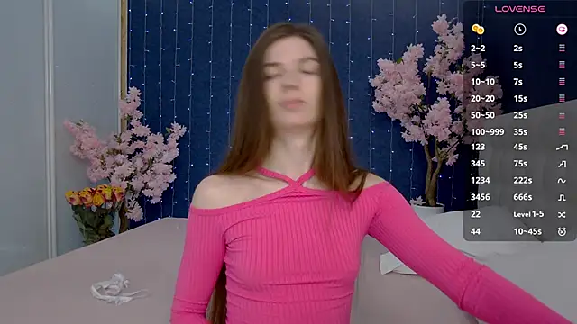 -Mirror-Girl- online show from 02.18.25