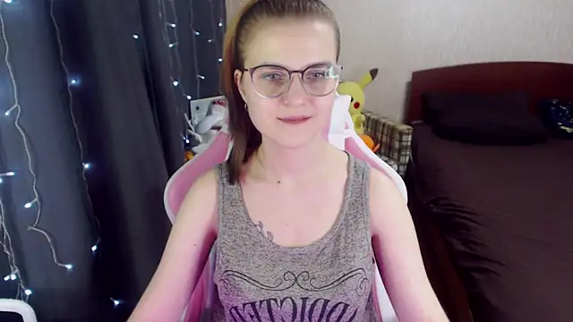 MissBrightShine online show from 02.02.25