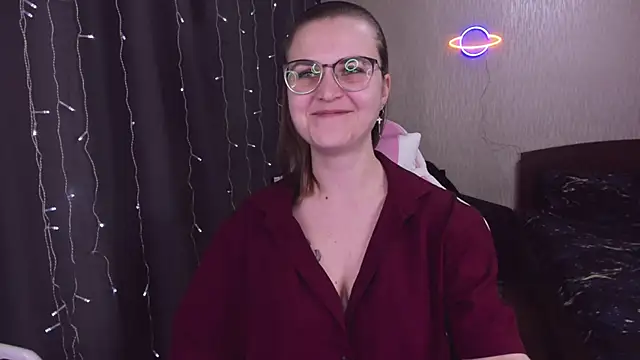 MissBrightShine online show from 02.20.25