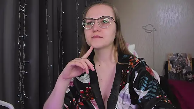 MissBrightShine online show from 02.28.26