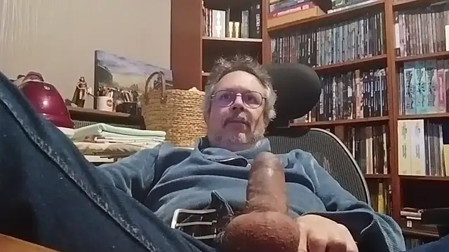 Mandra is a whore online show from 10.17.25