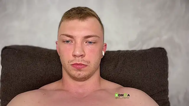 iron  chap online show from 08.02.26