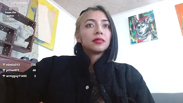 ZoeBakers  online show from 01.29.25