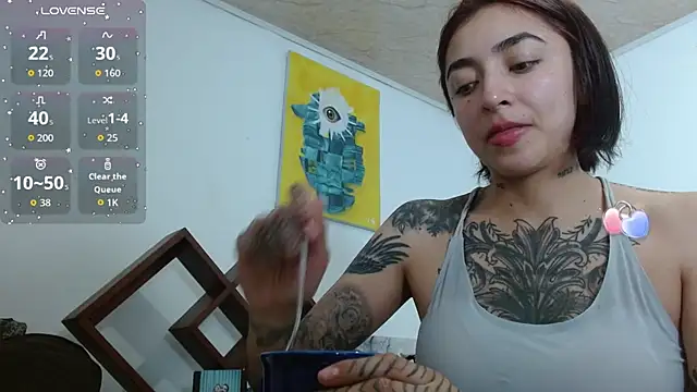 ZoeBakers  online show from 10.08.25