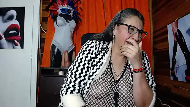 merlyna goldens online show from 01.24.25