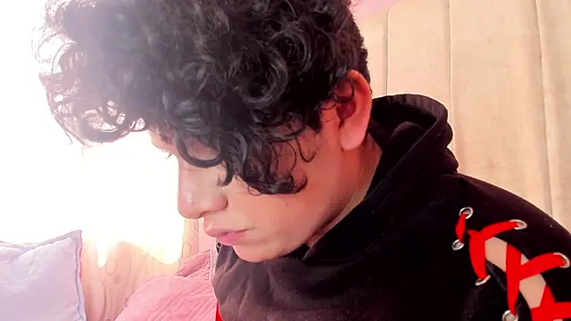 Satuurn  online show from 02.12.25