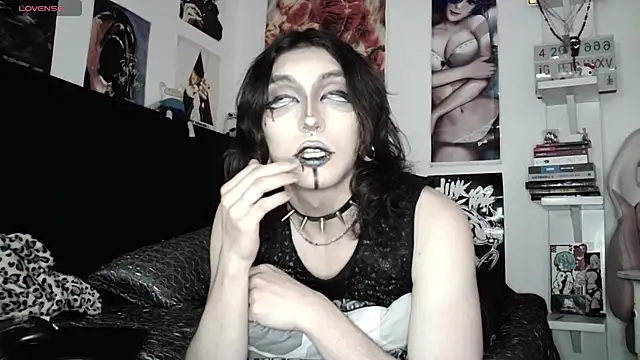 kiiler queen online show from 04.30.26