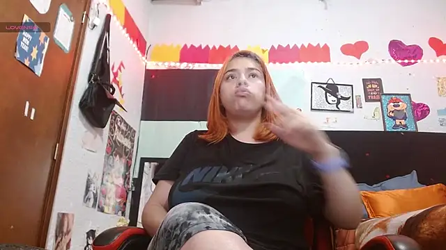 Saray extrovert  online show from 07.09.26