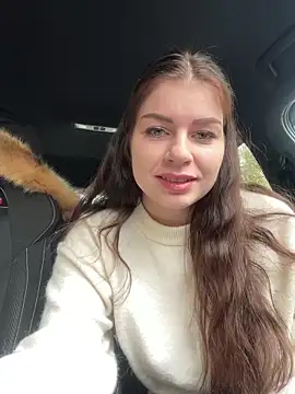 Snapshot of EllyNora chatting on 02.27.25 EllyNora online show from 02.27.25