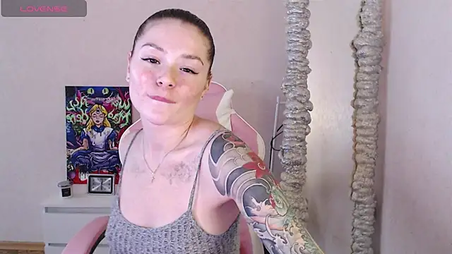 miaacatt online show from 10.22.25