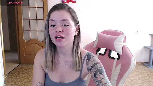 miaacatt online show from 12.01.25