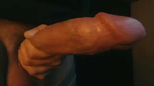 Snapshot of mr_key_ chatting on 12.28.24 mr key online show from 12.28.24