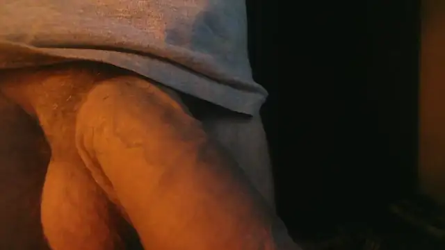 Snapshot of mr_key_ chatting on 12.28.24 mr key online show from 12.28.24