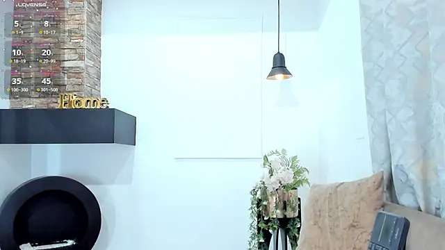 Paula Desousa online show from 11.07.25