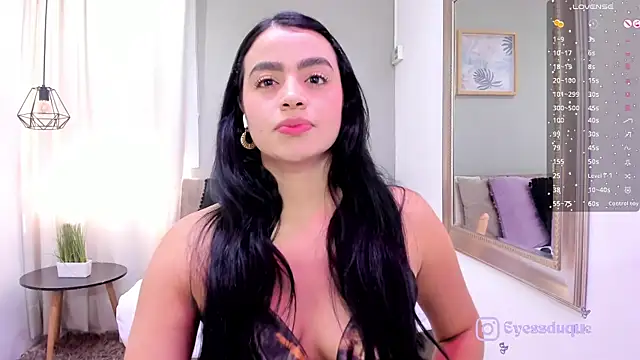 Paula Desousa online show from 04.30.26