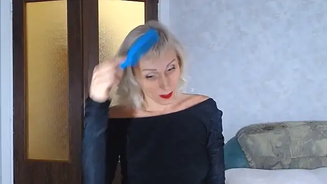 Snapshot of Kissiya-Allisya chatting on 05.14.26 Kissiya-Allisya online show from 05.14.26