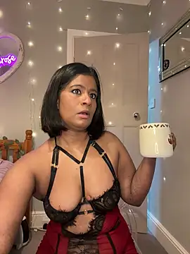 Snapshot of RoseMelanie chatting on 02.01.26 RoseMelanie online show from 02.01.26