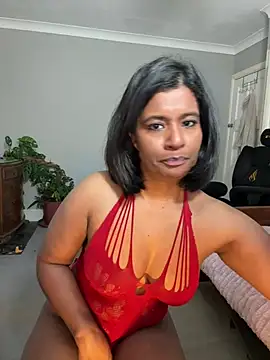 Snapshot of RoseMelanie chatting on 02.08.26 RoseMelanie online show from 02.08.26