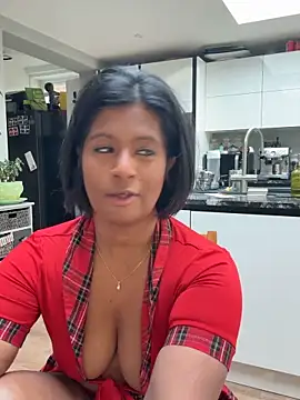 Snapshot of RoseMelanie chatting on 03.23.26 RoseMelanie online show from 03.23.26