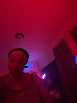 immona online show from 10.30.25