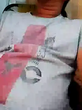 Snapshot of mrshine chatting on 01.03.25 mrshine online show from 01.03.25