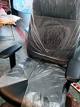 Snapshot of mrshine chatting on 09.12.25 mrshine online show from 09.12.25