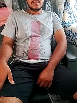 Snapshot of mrshine chatting on 03.12.26 mrshine online show from 03.12.26