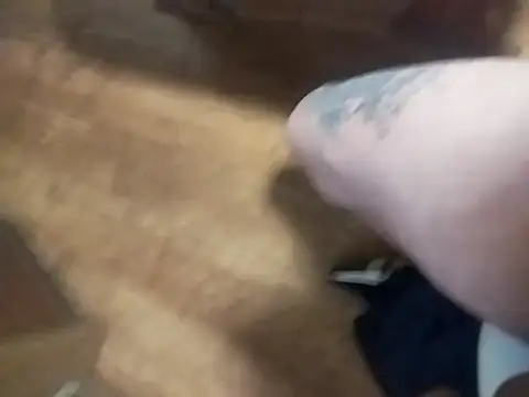 Snapshot of Murzyn85xxx chatting on 10.12.25 Murzyn85xxx online show from 10.12.25