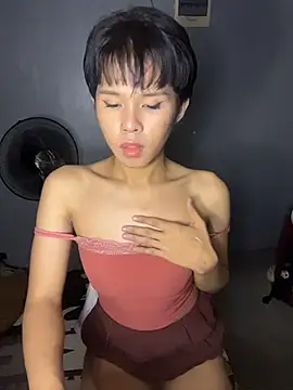 Snapshot of Plaxtique chatting on 01.19.26 Plaxtique online show from 01.19.26