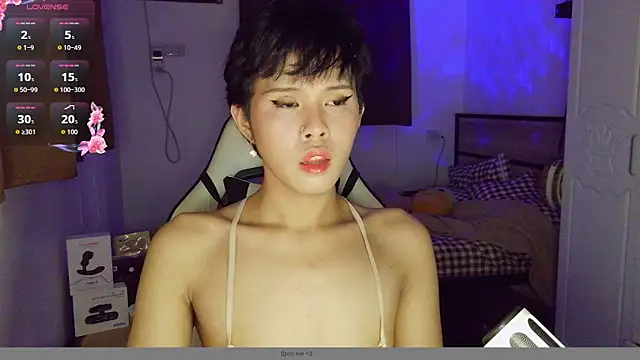 Snapshot of Plaxtique chatting on 02.03.26 Plaxtique online show from 02.03.26