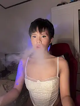 Snapshot of Plaxtique chatting on 02.04.26 Plaxtique online show from 02.04.26