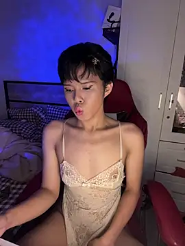 Snapshot of Plaxtique chatting on 02.06.26 Plaxtique online show from 02.06.26