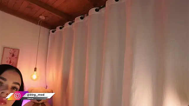 amelie gonzalez online show from 09.27.25