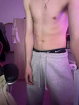 Snapshot of Using_Crew chatting on 12.23.24 Using Crew online show from 12.23.24