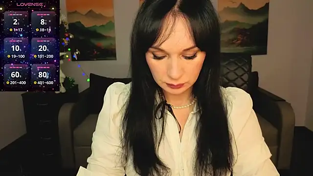 Sofia Ford online show from 12.17.25