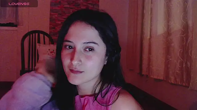 Snapshot of AlissonnFoxx chatting on 12.13.24 AlissonnFoxx online show from 12.13.24