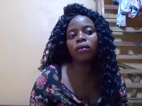 Snapshot of sweetbabra1 chatting on 01.22.25 sweetbabra1 online show from 01.22.25