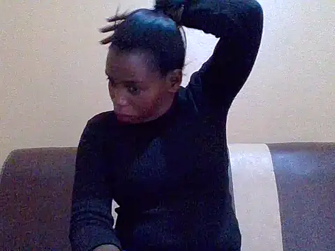 Snapshot of sweetbabra1 chatting on 11.23.25 sweetbabra1 online show from 11.23.25