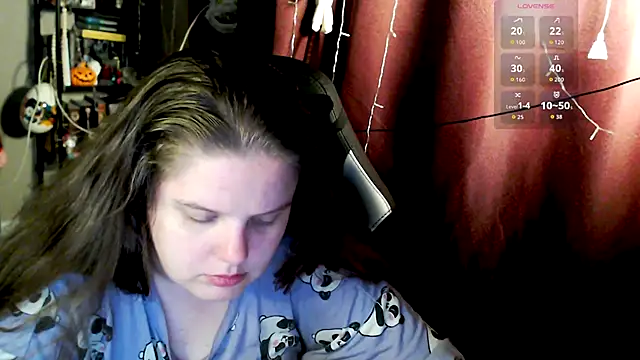 Snapshot of so_cute777 chatting on 11.19.25 so cute777 online show from 11.19.25