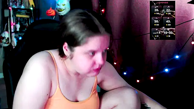 Snapshot of so_cute777 chatting on 12.15.25 so cute777 online show from 12.15.25