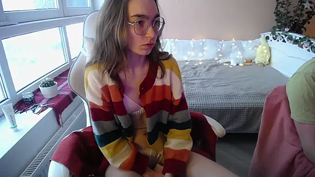 MissLinaDream online show from 02.20.25