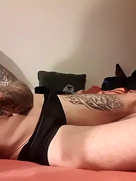 Snapshot of PIercingBoy38 chatting on 01.27.25 PIercingBoy38 online show from 01.27.25