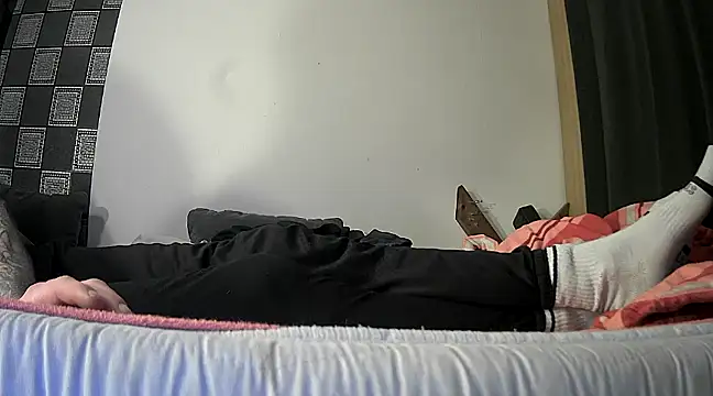 Snapshot of PIercingBoy38 chatting on 02.02.25 PIercingBoy38 online show from 02.02.25