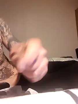 Snapshot of PIercingBoy38 chatting on 02.08.25 PIercingBoy38 online show from 02.08.25