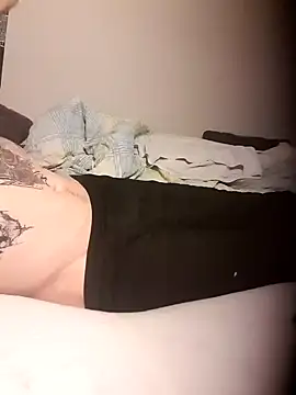 Snapshot of PIercingBoy38 chatting on 02.09.25 PIercingBoy38 online show from 02.09.25