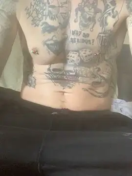 Snapshot of PIercingBoy38 chatting on 03.01.25 PIercingBoy38 online show from 03.01.25