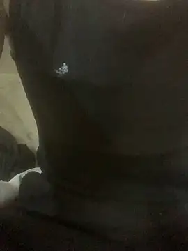 Snapshot of PIercingBoy38 chatting on 03.05.25 PIercingBoy38 online show from 03.05.25