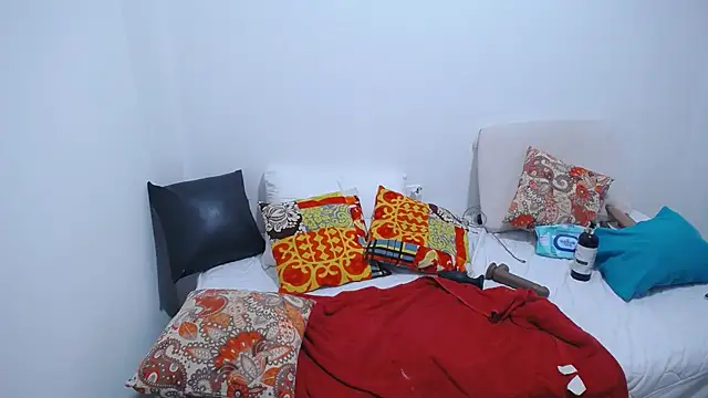 Snapshot of Valentinaa_mature chatting on 07.02.26 Valentinaa mature online show from 07.02.26